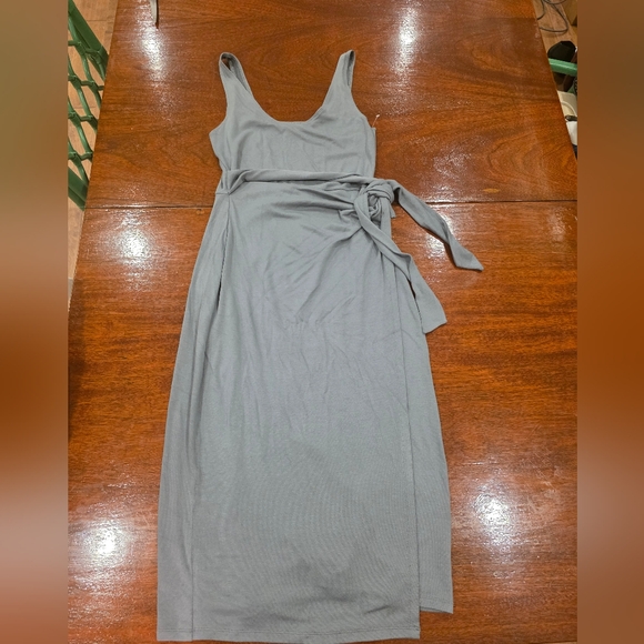NWOT- Vince Scoop Neck Tank Dress - Picture 4 of 9